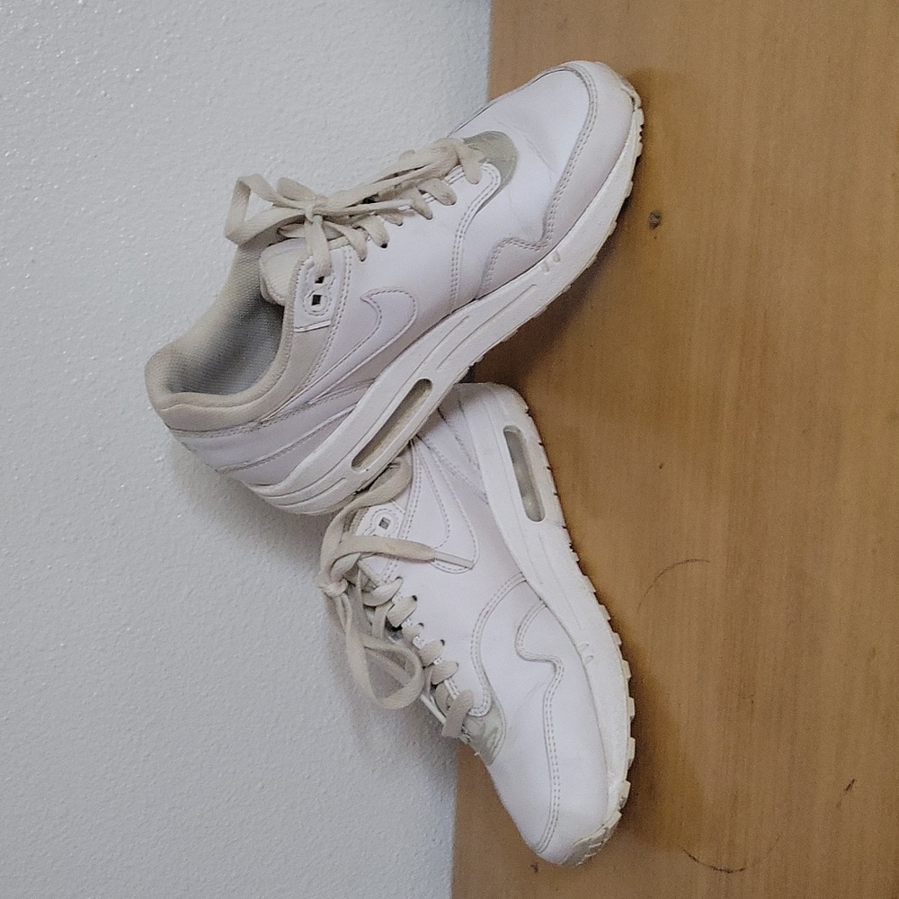 Nike Air Max- Women' size 7.5